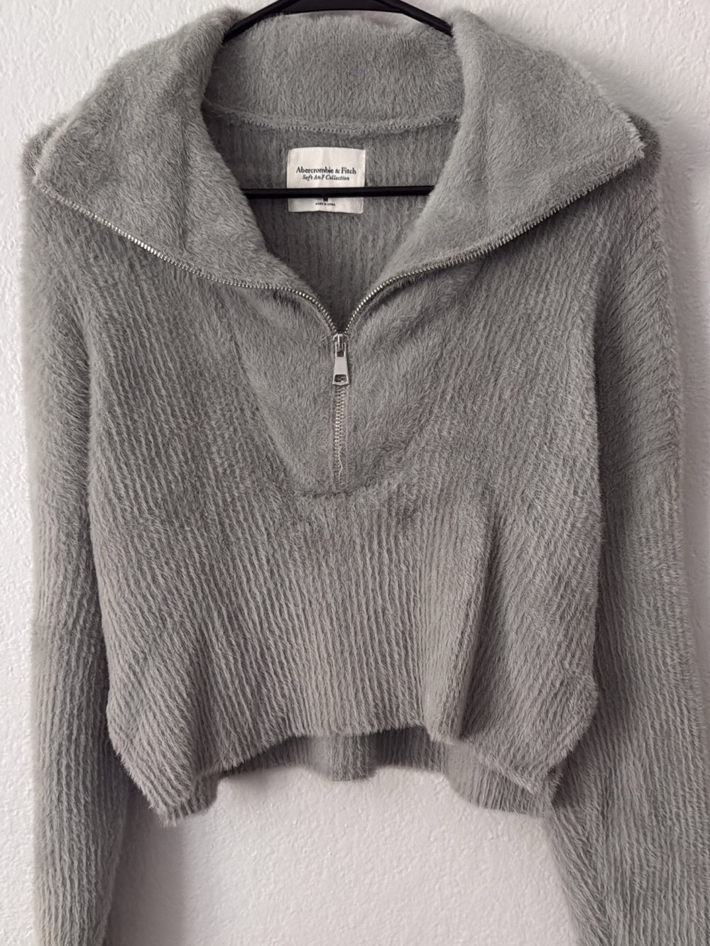 Abercrombie & Fitch Light Gray Fuzzy Half-Zip Turtleneck Sweater